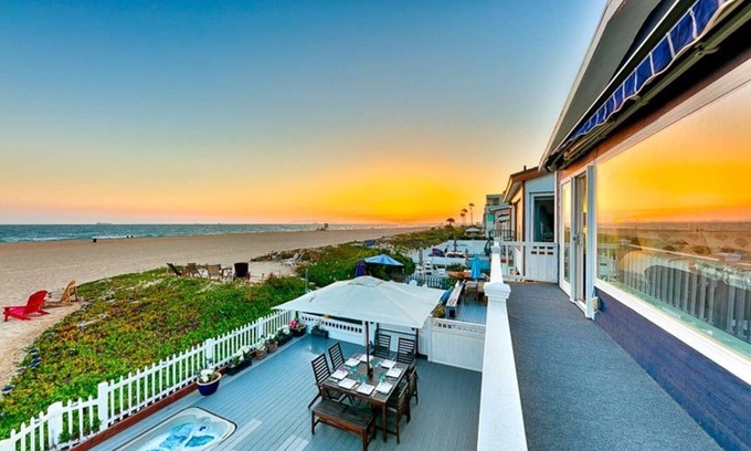 Sunset Beach Casa | August 10% OFF - Waterfront Beach Home w/ Amazing Views, Jacuzzi + Deck