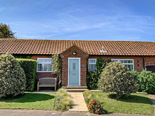 Brancaster Casa | September Cottage