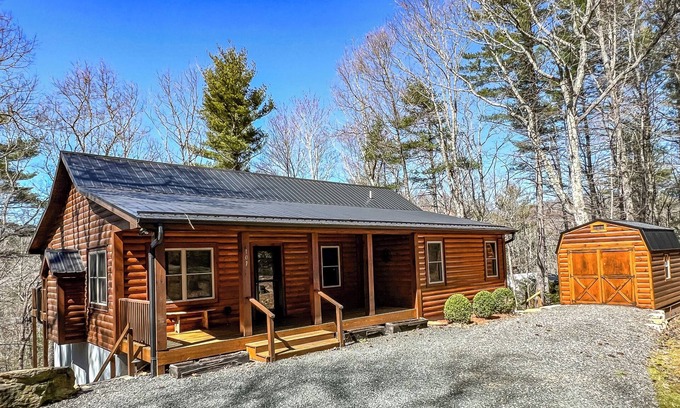 Fleetwood Cabina | September Nights-Soak in Your Private HotTub Under the Stars @WhisperingPines