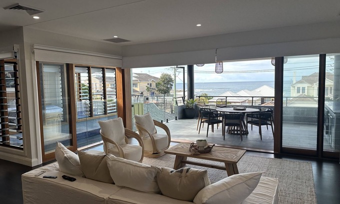 Central Coast Casa | Seqa Na Leqa - BRAND NEW - Sleeps 8, Blue Bay Beach, heated plunge pool