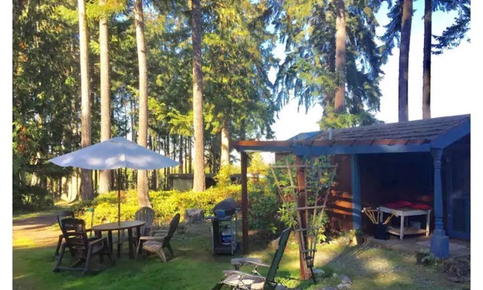 Port Angeles Cabaña | Sequim country cottage
