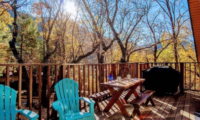 Camp Nelson Casa | 15% Off June! Sequoia A Frame W/Spa, River, Hiking, Pets