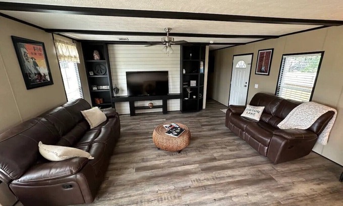 Wagoner Casa | Sequoyah Bay Retreat