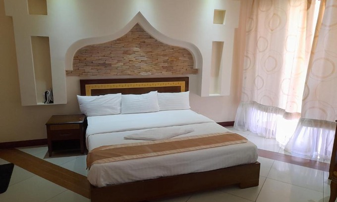 Shanzu Apartamento | Serena 2 Bedroom Luxury Beachfront Apartment - 506