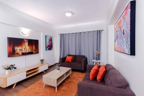 Nairobi Apartamento | Serena 3BR Suite w Mall and Pool