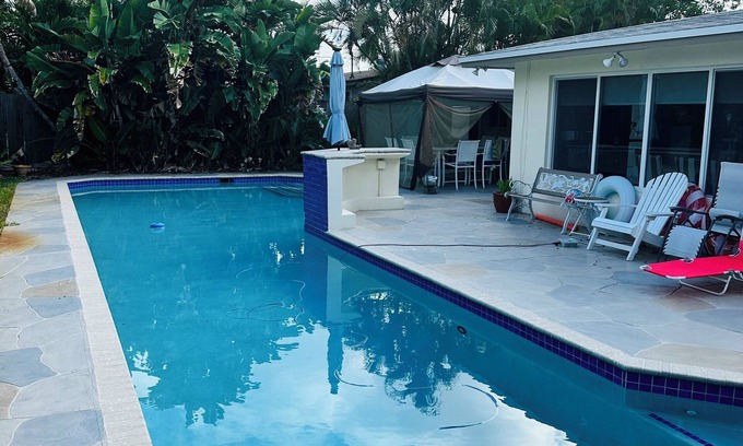 Coral Heights Casa | Serene 3 Bedroom Home with Spacious Pool