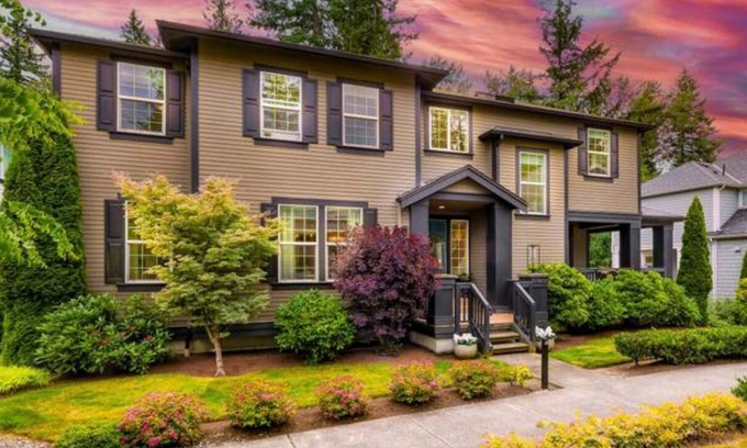 Issaquah Highlands Casa | Serene 5-bedroom house with WiFi in charming Issaquah