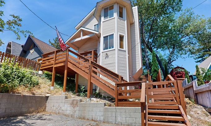 Arrowbear Lake Cabina | Serene Cabin - Close to Big Bear and Lake Arrowhead with gas grill
