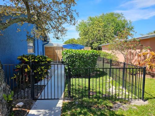Stuart Casa | Serene Cottage in Stuart