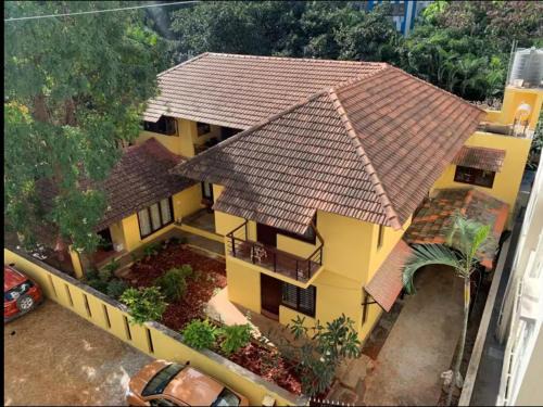 Agara Casa | Serene Cottage-Style Room near Indiranagar