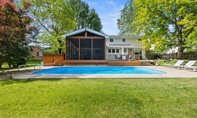 Northwest Columbus Casa | Serene Escape! Blissful Haven