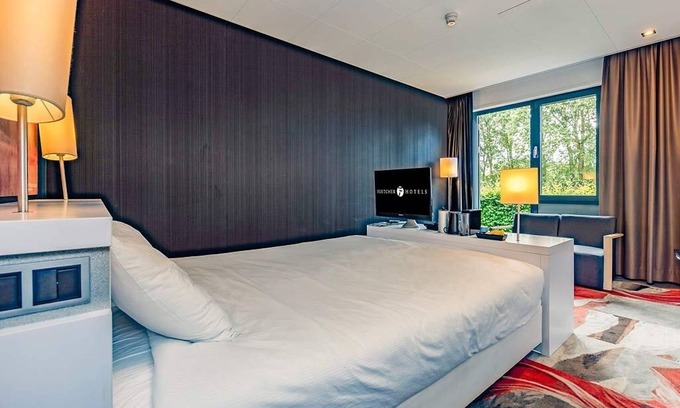 Uden Hotel | Serene Escape with Balcony Near Windlust Mill Free Parking