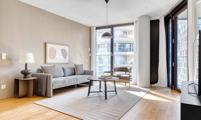Favoriten Apartamento | Serene Favoriten 2BR w/ Gym, Lounge & Elevator, nr Metro, by Blueground