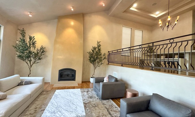 Claremont Hills Casa | Serene Four-Bedroom Estate with Jacuzzi, Game Room, and Panoramic Bay Views