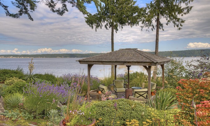 Port Hadlock Apartamento | Serena escapada cerca de la playa con jardín para parejas o aventureros en solitario.
