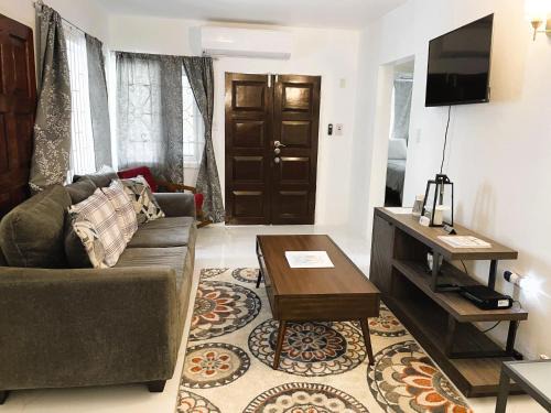 Reading Apartamento | Serene Getaway-Newly renovated spacious 2 beds 2 baths