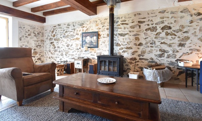 Remilly Casa | Casa de vacaciones de estilo antiguo en Rémilly con terraza