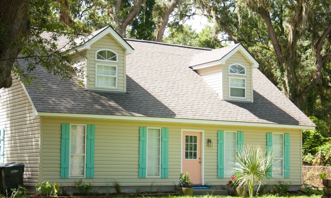 Savannah Cabaña | Serene Island retreat, only 12 miles to beach or downtown Savannah.