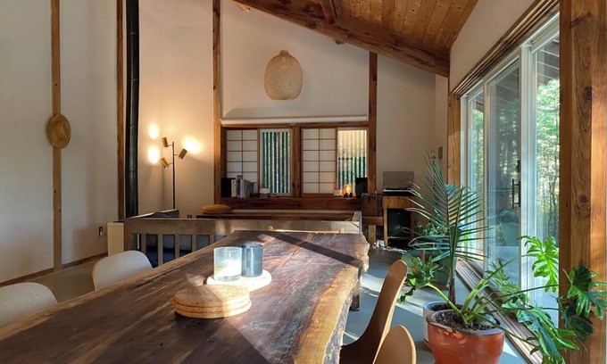 Kerhonkson Casa | Serene Japanese traditional crafted farmhouse acres of woodland.
