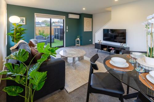 Christchurch Apartamento | Serene Living 2 bed with Carpark