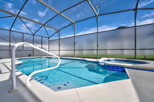 Windwood Bay Casa | Serene Poolside Home Minutes from Parks