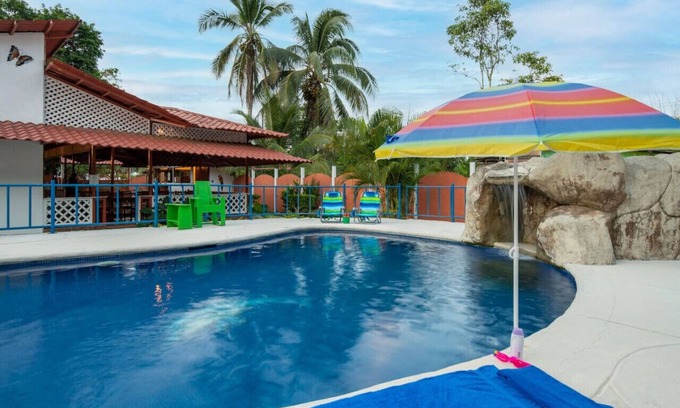 Manzanillo Casa | Serene Poolside Stay | Walk to Beach | Near Dining