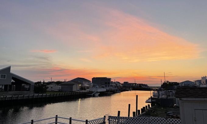 Mystic Island Casa | Serene & Spacious Waterfront Home-Mystic Island NJ