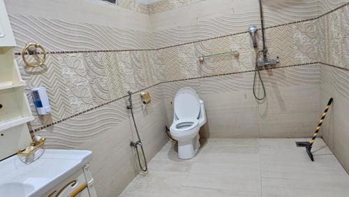 Karachi Hotel | Serene Stays Hotel