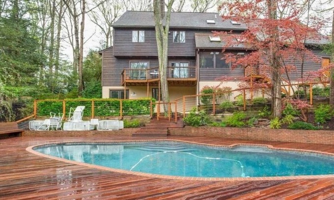 Severna Park Casa | Serenity Amidst the Trees with Pool, Sleeps 20+