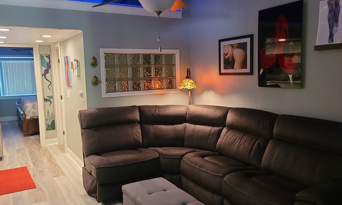 Paradise Lakes Condominio | Serenity At Paradise Lakes - Comunidad opcional de ropa