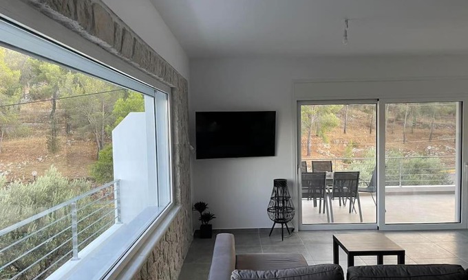 Ermionida Apartamento | Serenity - Brand new apartment in Ermioni Village