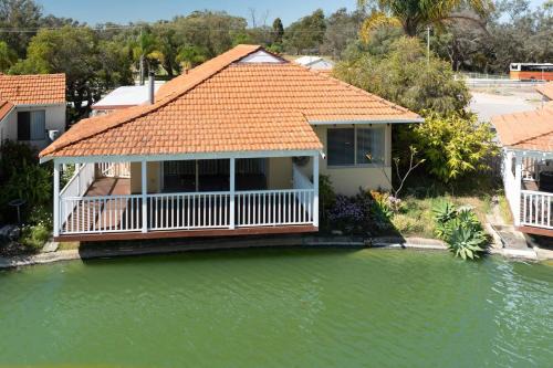 South Yunderup Casa | Serenity By The Lake
