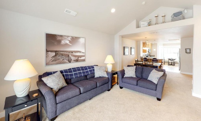 Rockaway Beach Casa | Serenity by the Sea