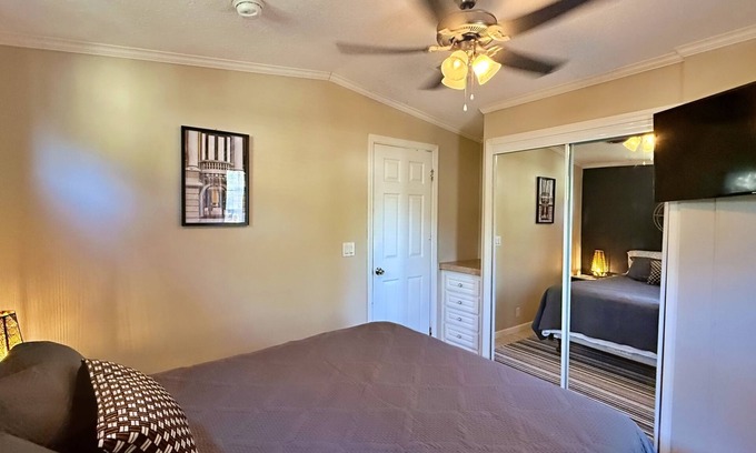 Seffner Community Alliance Casa | Serenity Cabin – Your Cozy Retreat Near Tampa