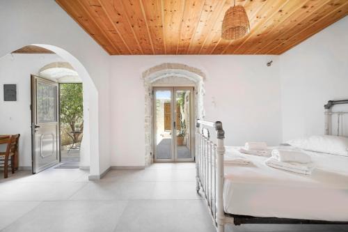 Kouses Apartamento | Serenity Courtyard village apartment