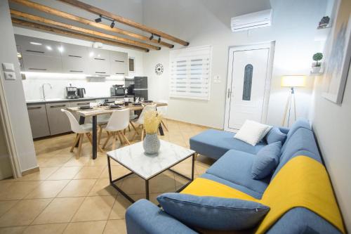 Monopari Casa | Serenity In Gonia