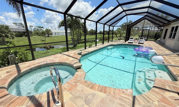 Pinehurst Casa | Serenity in luxury. Modern 3-bedroom house with large heated saltwater pool