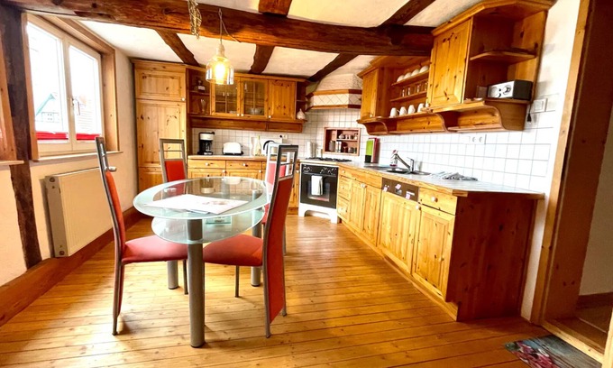 Alsfeld Apartamento | Serenity in the half-timbered house in the center of Alsfeld