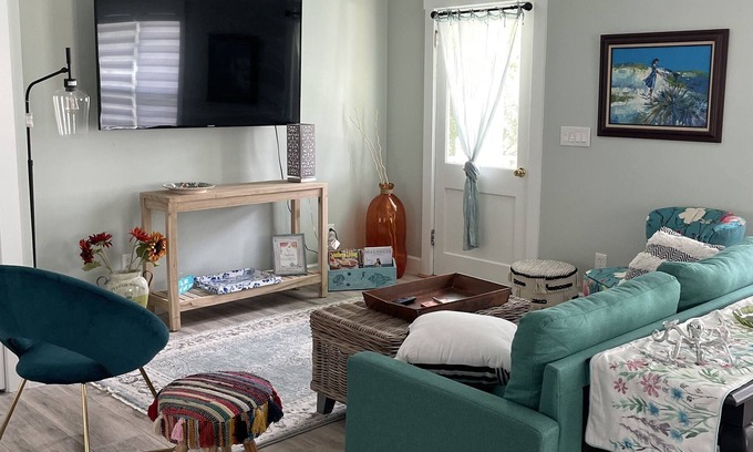 Crescent City Casa | Serenity Lakeside