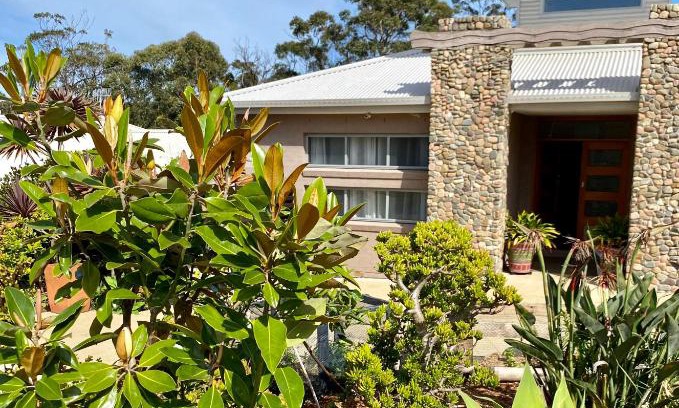 Dolphin Point Cama Y Desayuno | Serenity Lodge for Couples