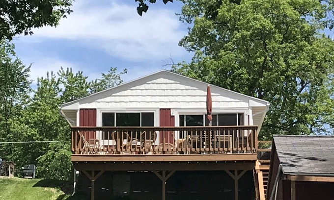 Springport Cabaña | Serenity Now Cottage Rental Mid-Michigan