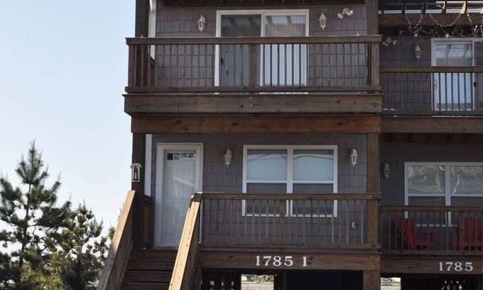 Sneads Ferry Casa | ¡Serenidad ahora! 3br Townhome w / acceso privado a la playa - ¡¡¡RECIENTEMENTE RENOVADO !!!