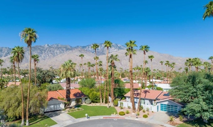 Araby Casa | Serenity Palms-Gorgeous Villa in Palm Springs