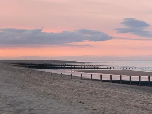 Skegness Chalet De Esquí | Serenity Place Caravan 2 Double Beds With Varanda