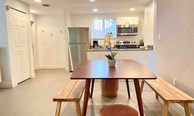 Allapattah Apartamento | Serene Tranquility Apartment - 2BR/3BA in Wynwood!