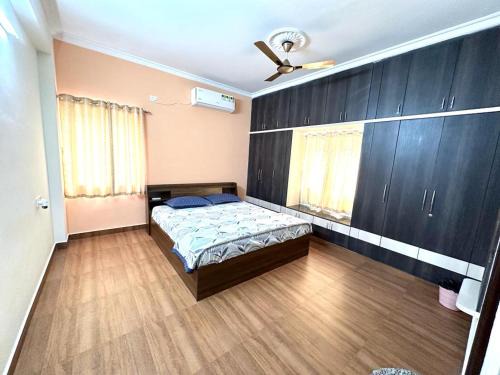 Kukatpalli Apartamento | Servostay KPHB Phase 15 New Stunning 3 BHK - 3rd Floor