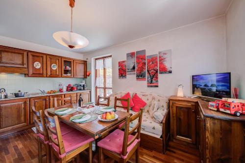 Sestriere Apartamento | Sestriere Terrace Apt Few Steps From Ski - Happy Rentals