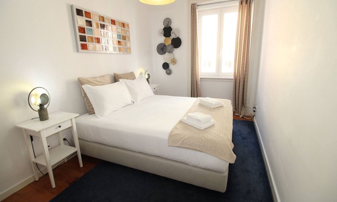 Falca Apartamento | Sete Rios, Near Zoo Lisboa/ free Wifi