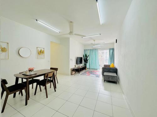 Shah Alam Apartamento | setia alam islamic homestay