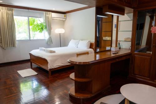 Suan Luang Casa | Seven Rabbit House